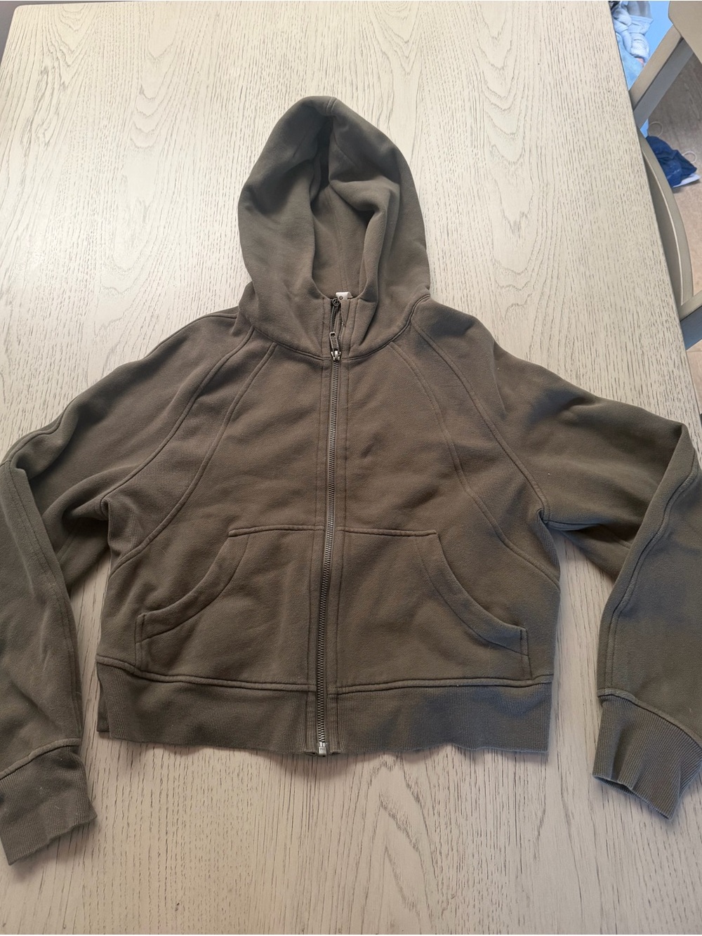 lululemon athletica Cropped Hoodie in Olive